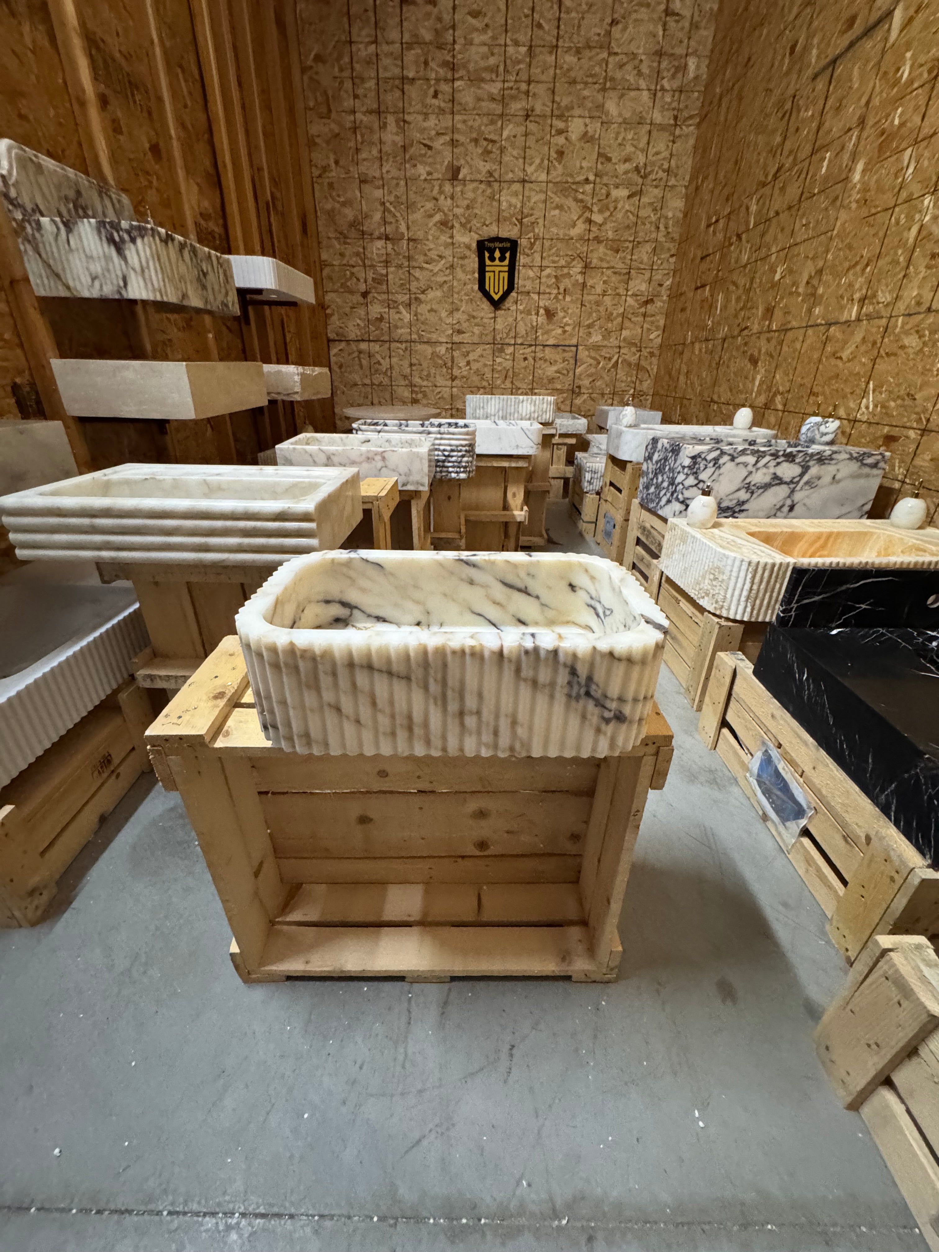 Fluted Calacatta Viola Marble Sink 20"x12"x6"