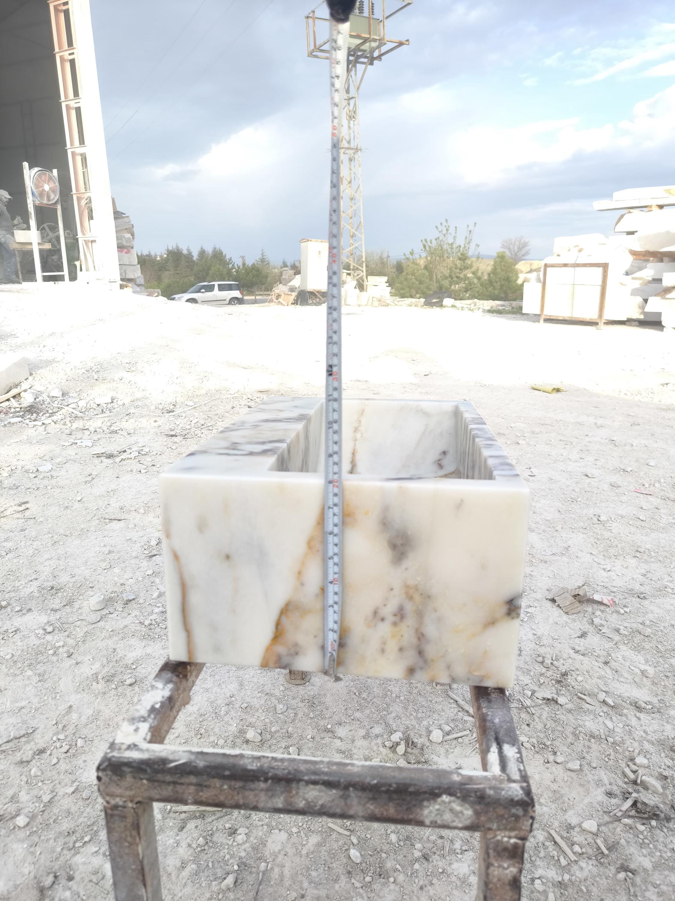 Calacatta Viola Marble Sink: Natural Stone Powder Room Washbasin