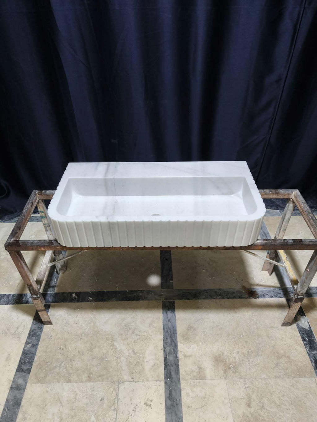 Handmade White Carrara Marble Sink: Wall Mounted Washbasin