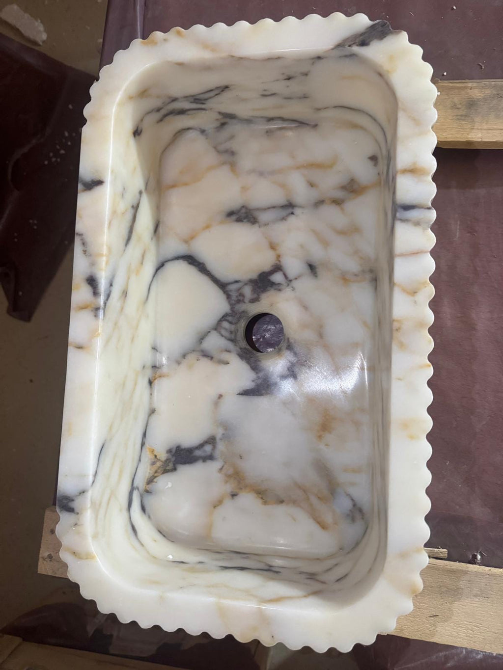 Fluted Calacatta Viola Marble Sink 20"x12"x6"