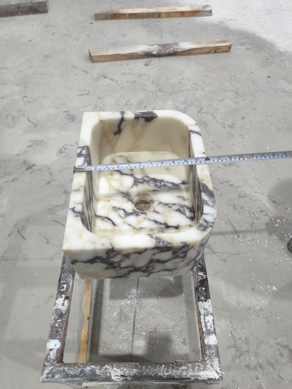 Handcrafted Calacatta Viola Marble Vessel Sink: Natural Stone Basin