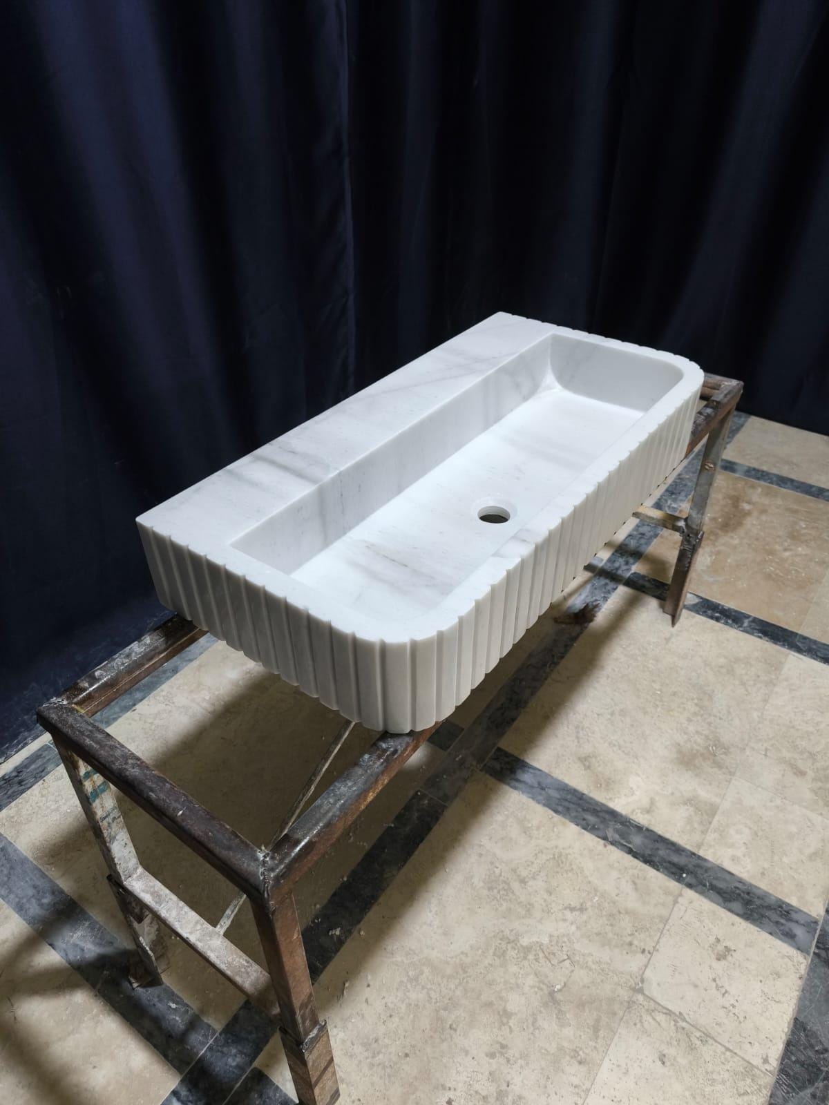 Handmade White Carrara Marble Sink: Wall Mounted Washbasin