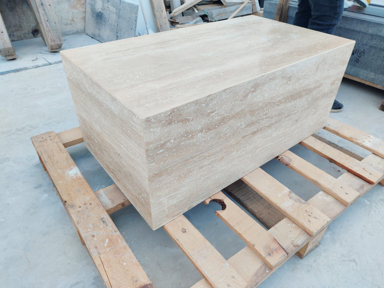 Rectangular Travertine Coffee Table: Modern Natural Stone Accent