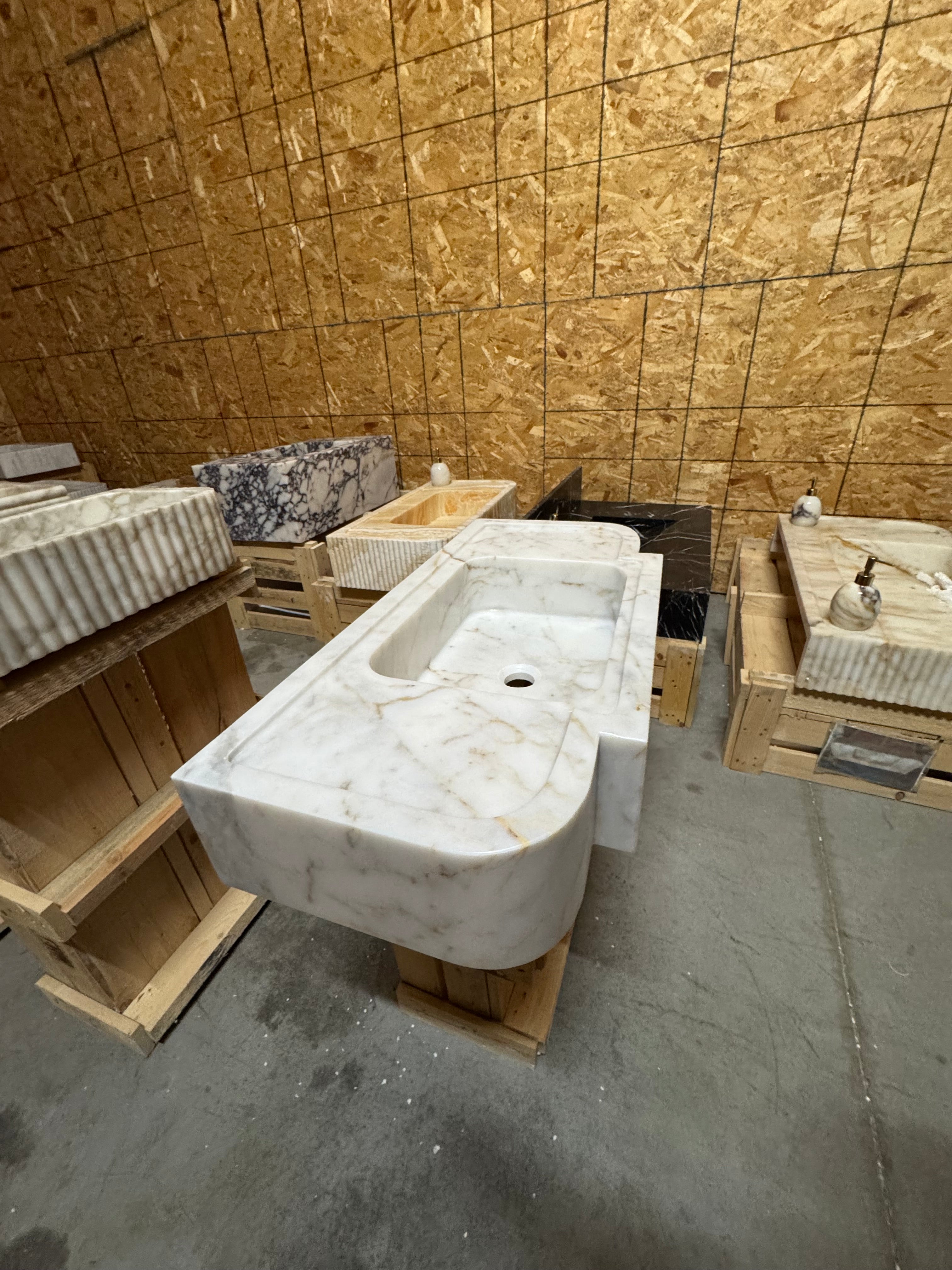 Handmade Calacatta Gold Marble Sink: Natural Stone Bathroom Design (30x15.7x6)