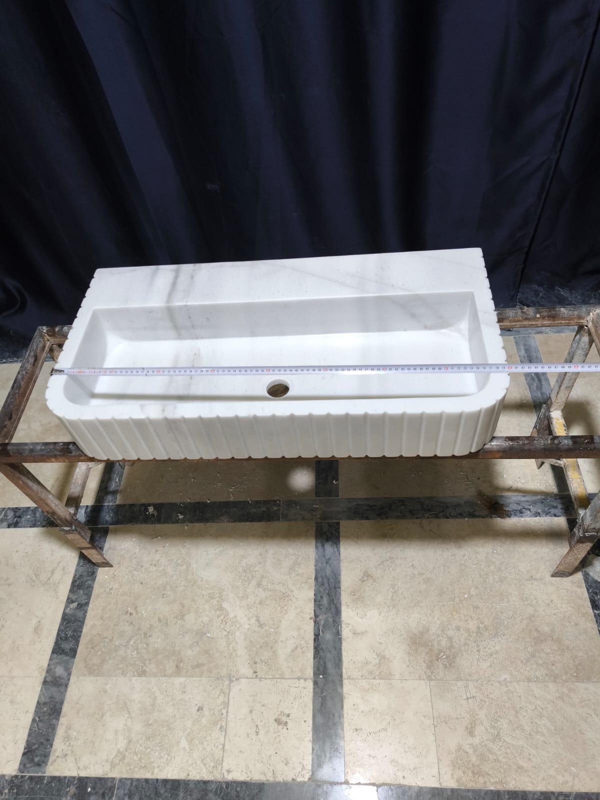 Handmade White Carrara Marble Sink: Wall Mounted Washbasin