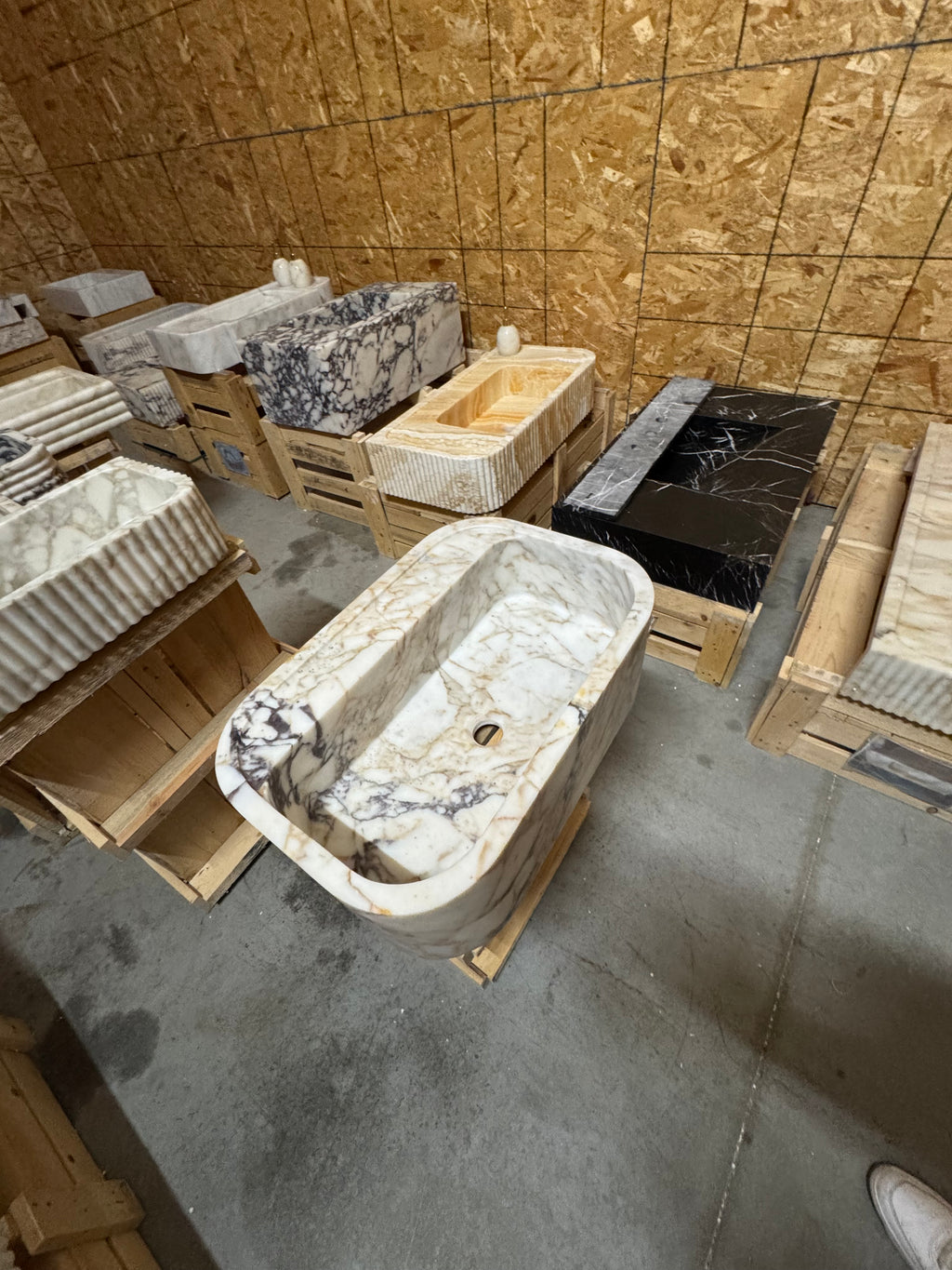 Calacatta viola  Marble Sink:  Wall Mounted Bathroom Sink, Integrated sinks 24"x16"x8"
