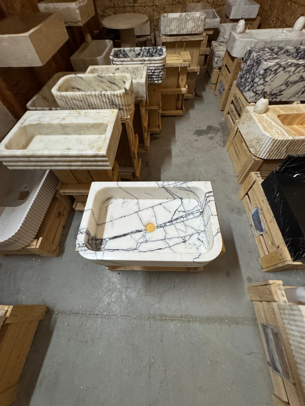 Handmade Natural Marble Sink: Modern Wall Mounted Washbasin