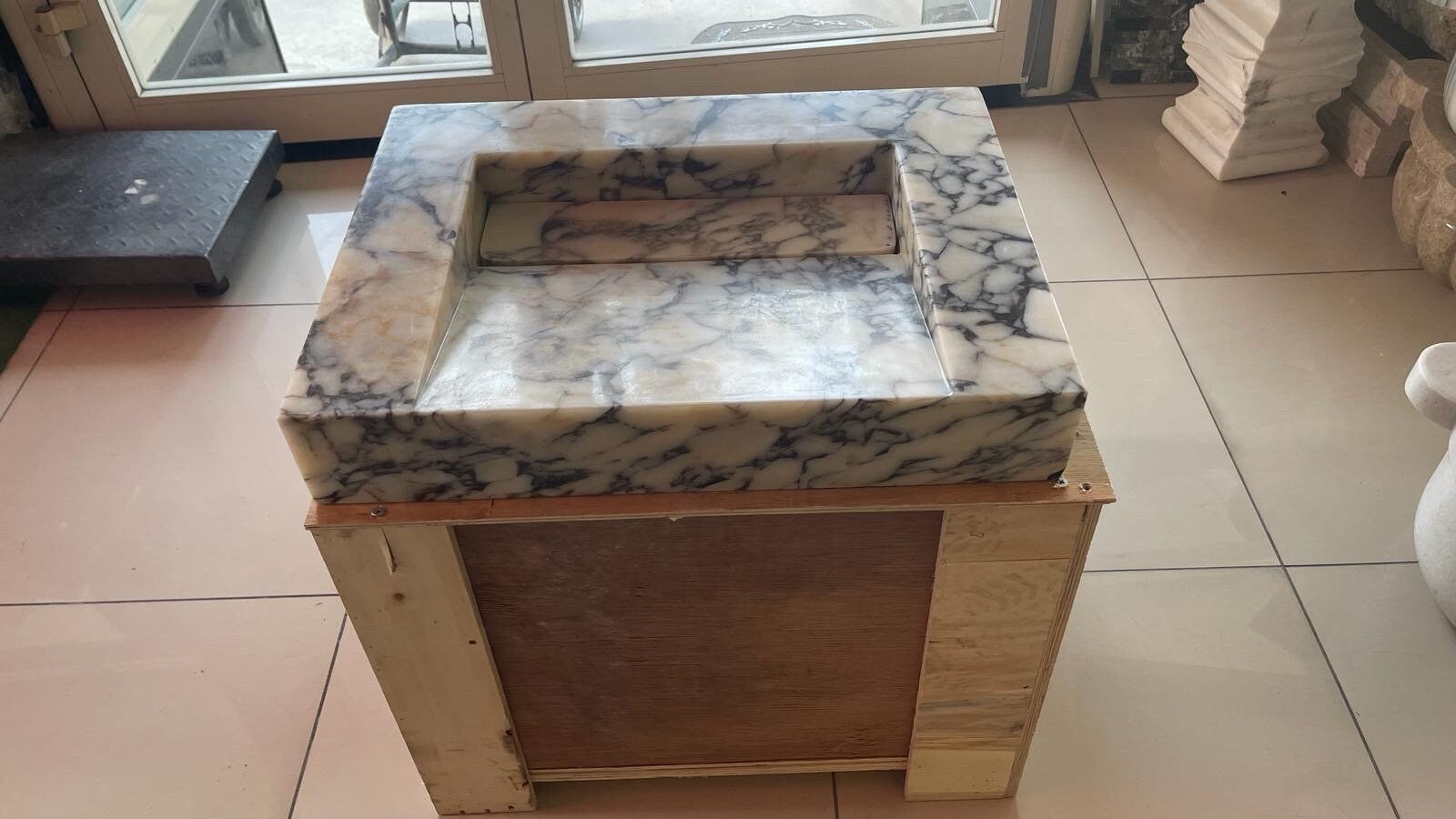 Calacatta Viola Marble Wall Mount Sink: Concealed Drain Bathroom Sink