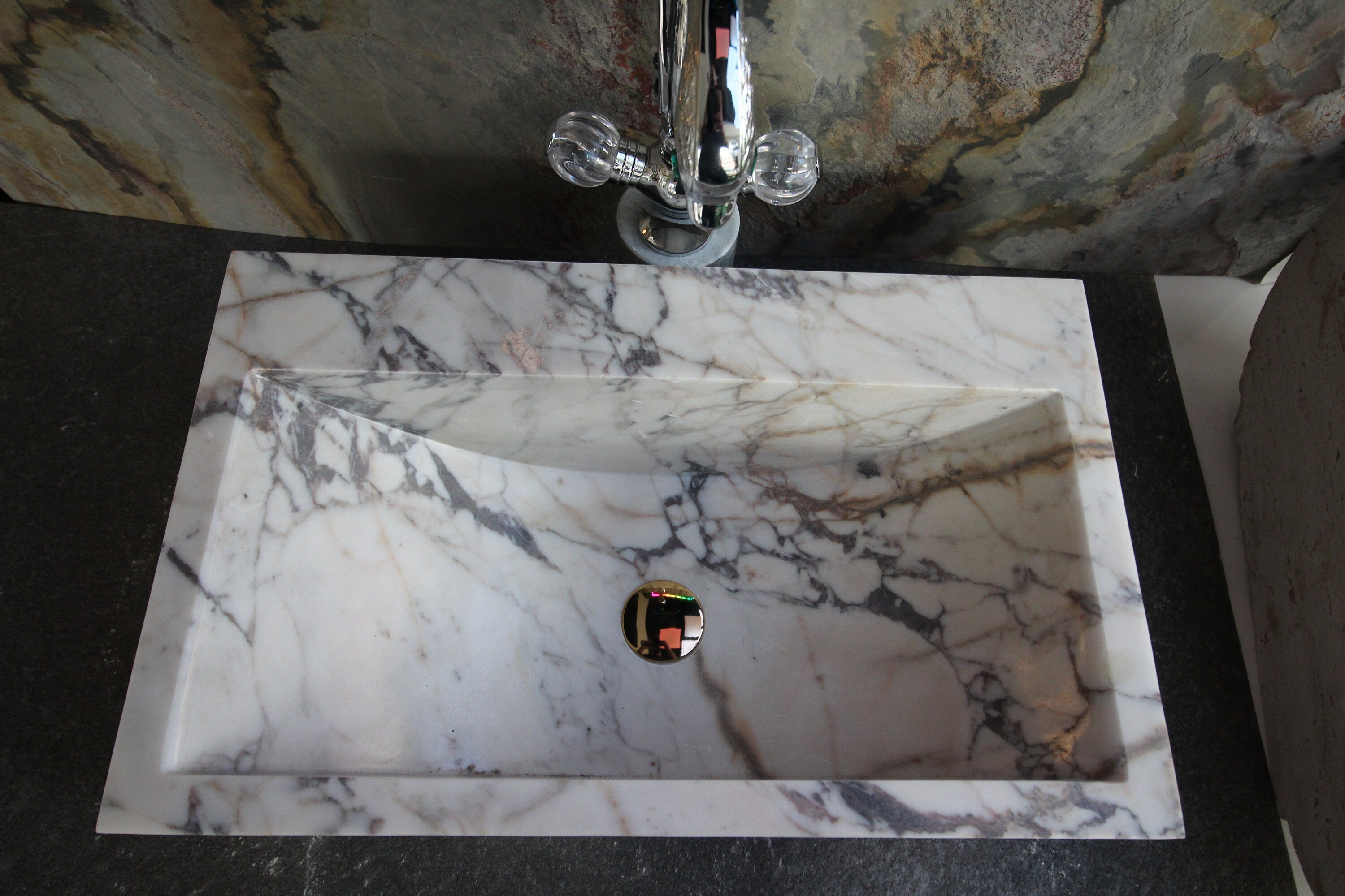 Calacatta Marble Wall-Mounted Sink: Custom Vanity, Natural Stone