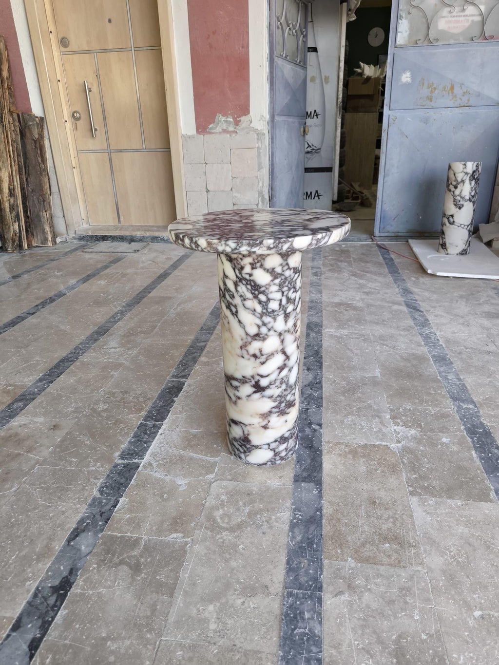 Calacatta Viola Marble table for  D23"xH24"
