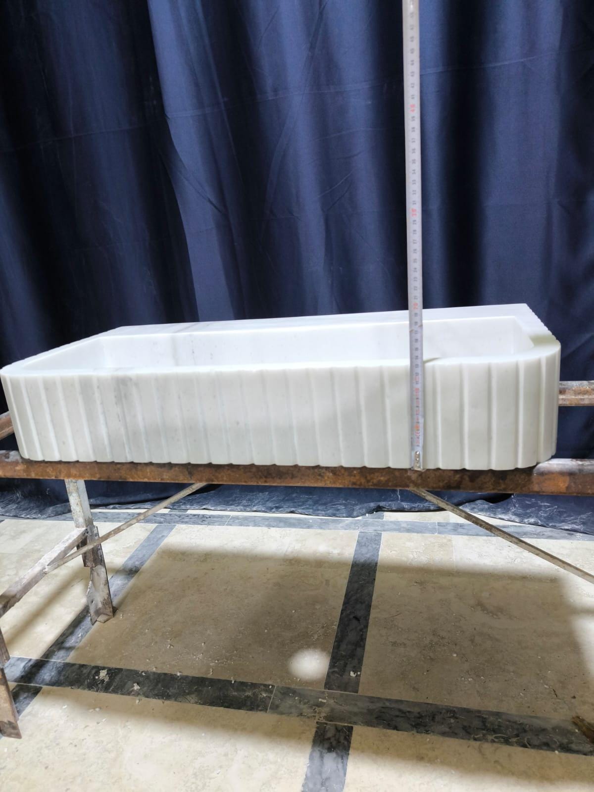 Handmade White Carrara Marble Sink: Wall Mounted Washbasin