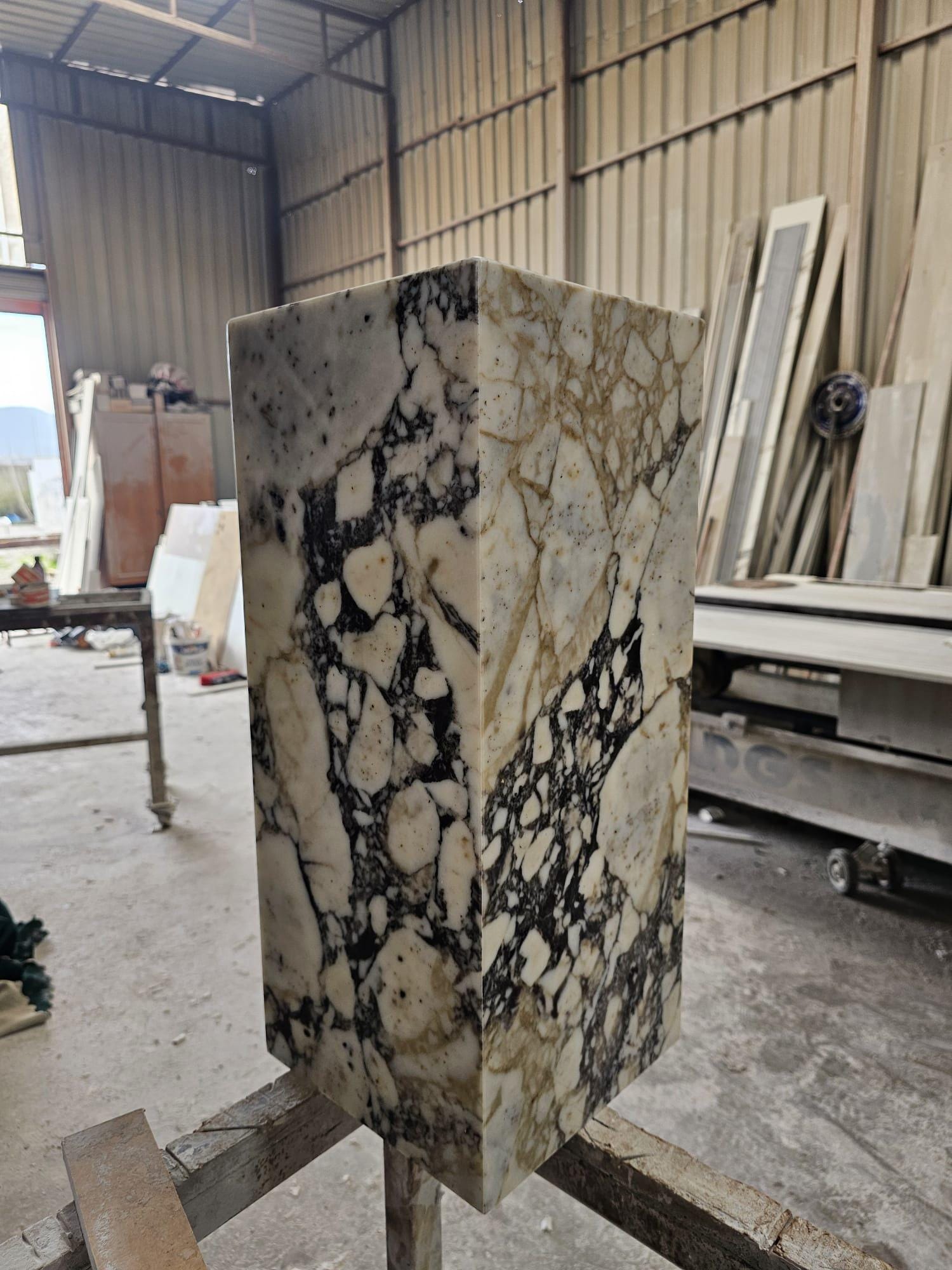 Calacatta Viola Marble Plinth Coffee Table: Pedestal Side Table